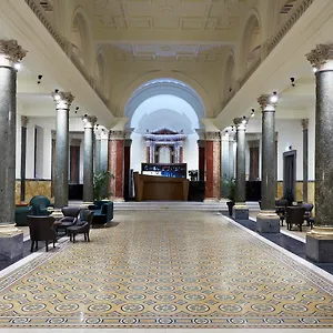 https://the-building.it-romehotels.com