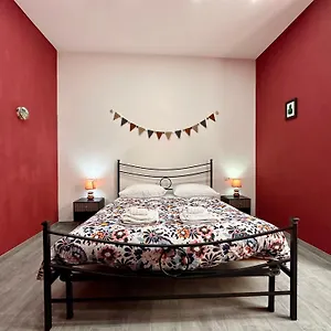 Bed & Breakfast I Tre Santi, Neapel